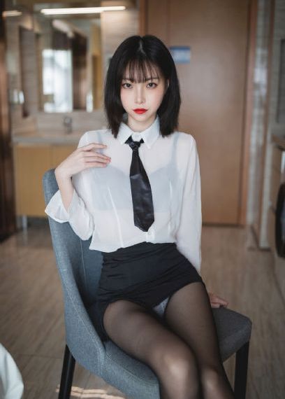 给我免费播放内谢片在线观看_剧情片在线手机播放