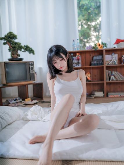 黄色午夜剧场_高清免费播放