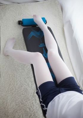 AV新疆二区在线观看_超清在线观看高清
